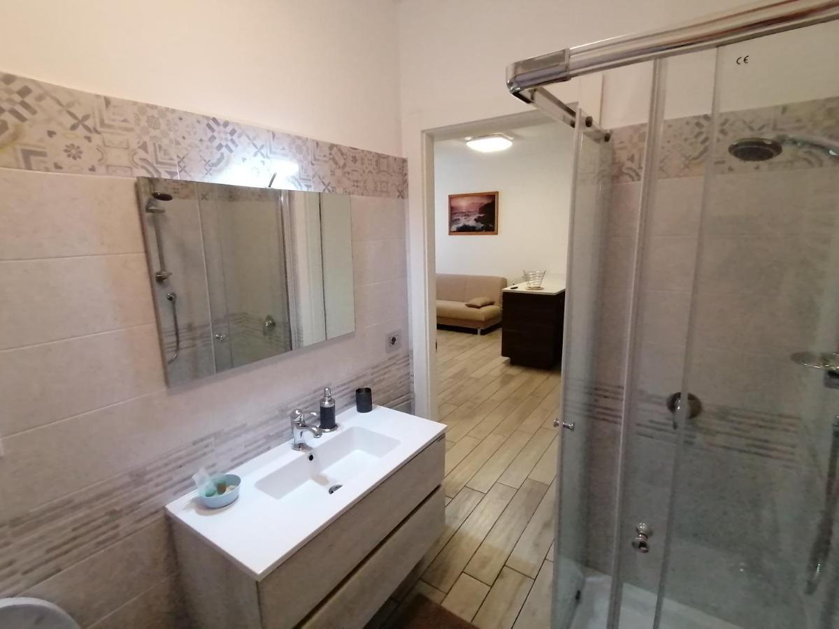 Apartment Materdomini Bagian luar foto